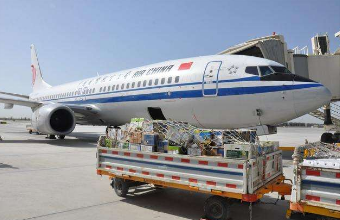 在填写航空货运单时都要注意哪些问题？