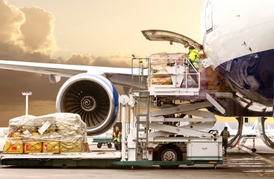 航空货运不仅缩短了时空距离，更在悄无声息中重塑着全球贸易格局