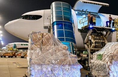 空运国际物流以其优越的速度和高效性，成为连接世界各地的重要纽带