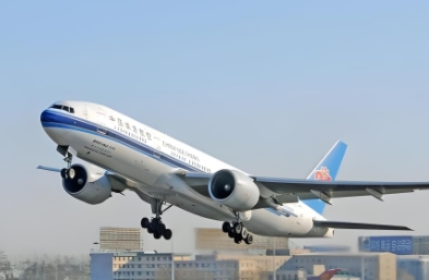 上海空运不仅承载着货物的快速流通，更见证了全球化背景下中国与世界经济的深度融合